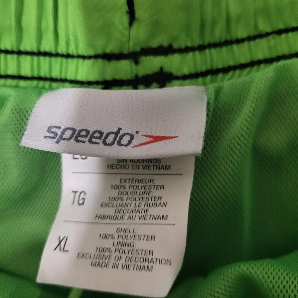 Speedos Men's Swim Trunks,‎ Black / Green Trim Design, Size XL